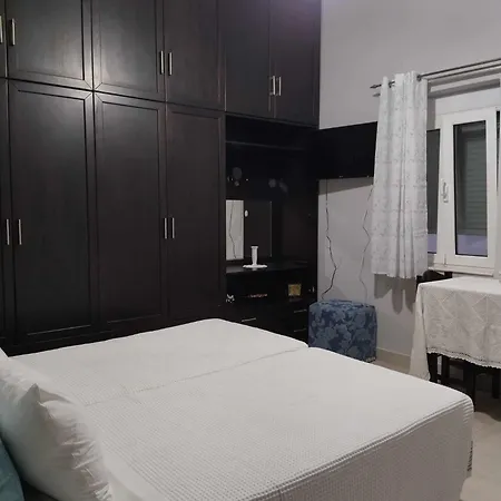 Cosy Little Pyli Apartament